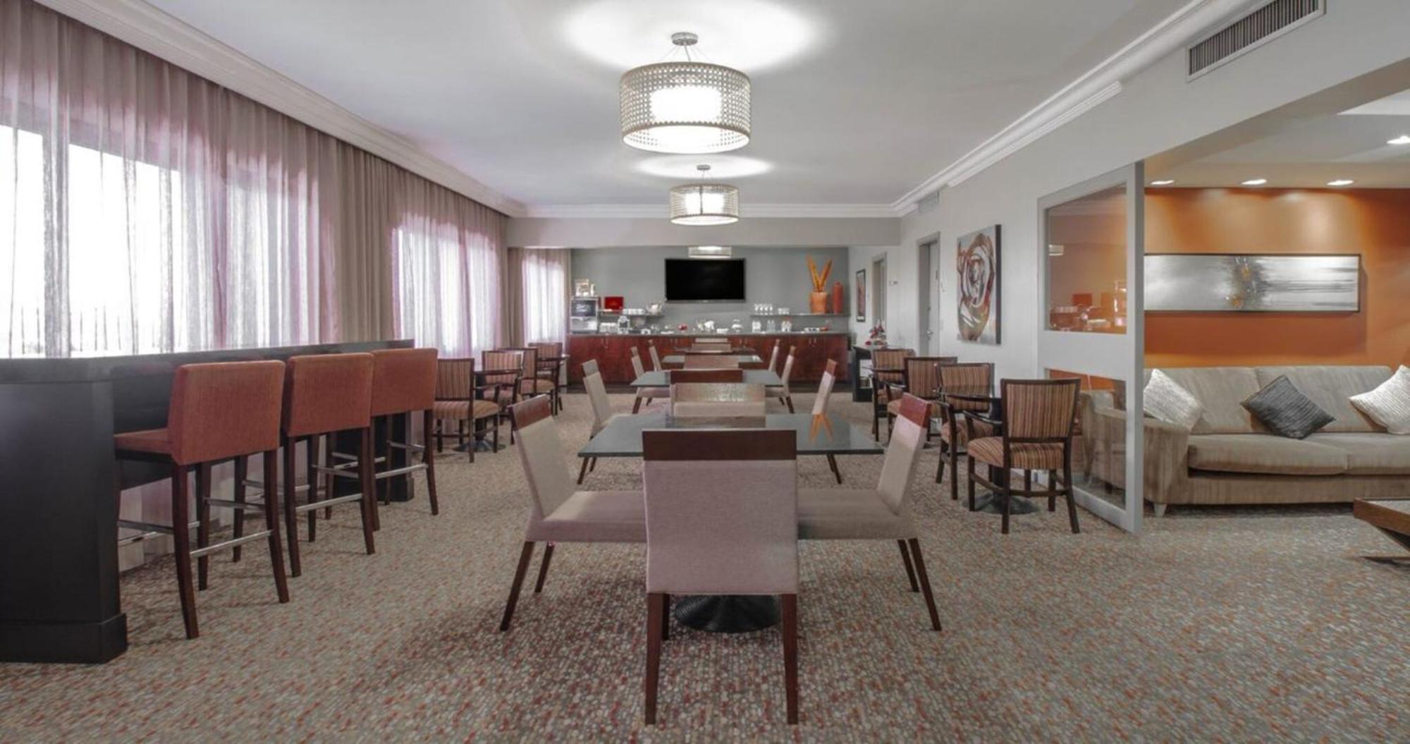 Marriott Sao Paulo Airport Hotel Γκουαρούλιος Εξωτερικό φωτογραφία The Club at Newark Airport